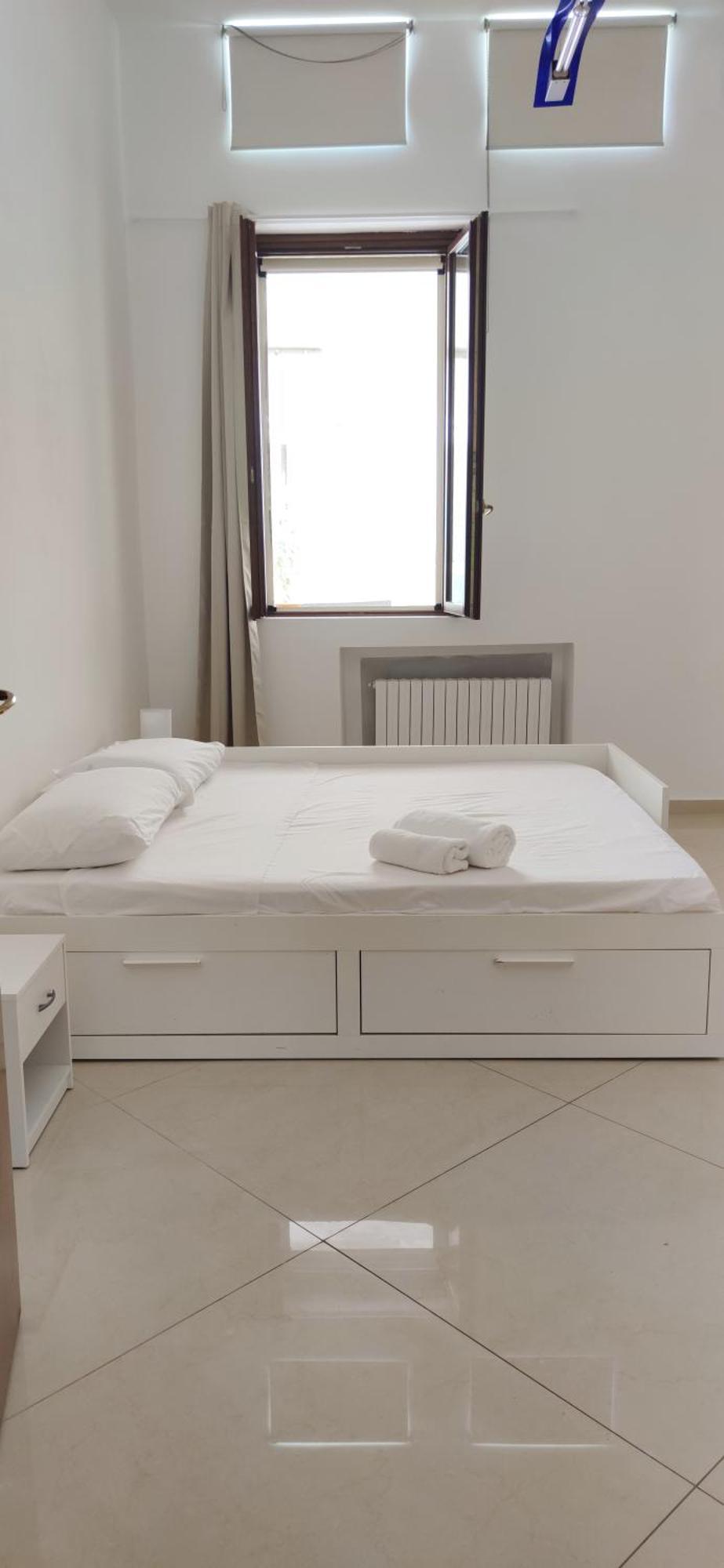 Ferienwohnung Il Sole Dentro Brindisi Exterior foto